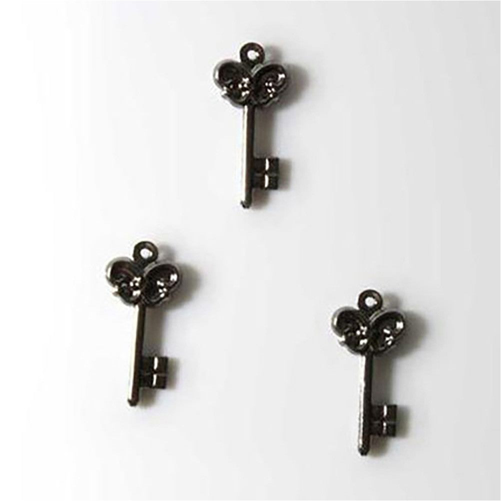 Breloques clefs 23.5 mm (20 pièces)