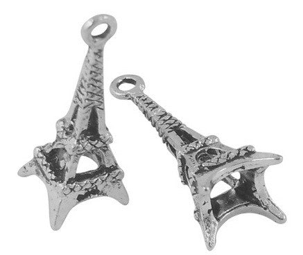 Breloque pendentif tour Eiffel relief style tibétain