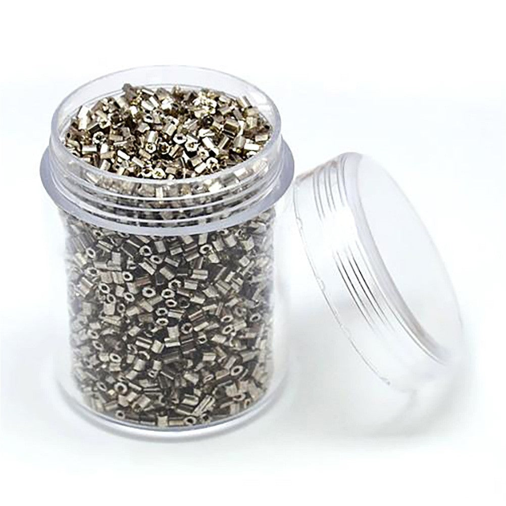 Perles de rocaille irisées tubes à facettes 1.8 à 2.3 mm (3000 pièces)