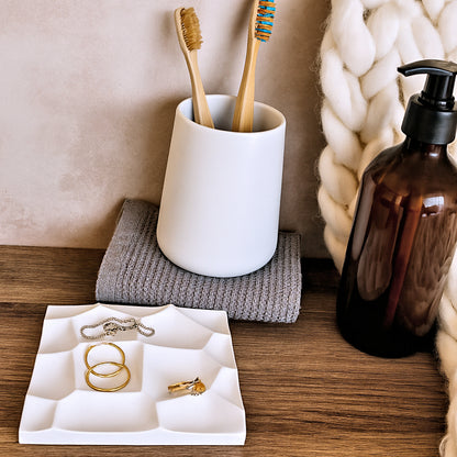 Plateau Vide-Poche Carré en Plâtre Céramique – Vide Poche Multi Bijoux Artisanal & Élégant